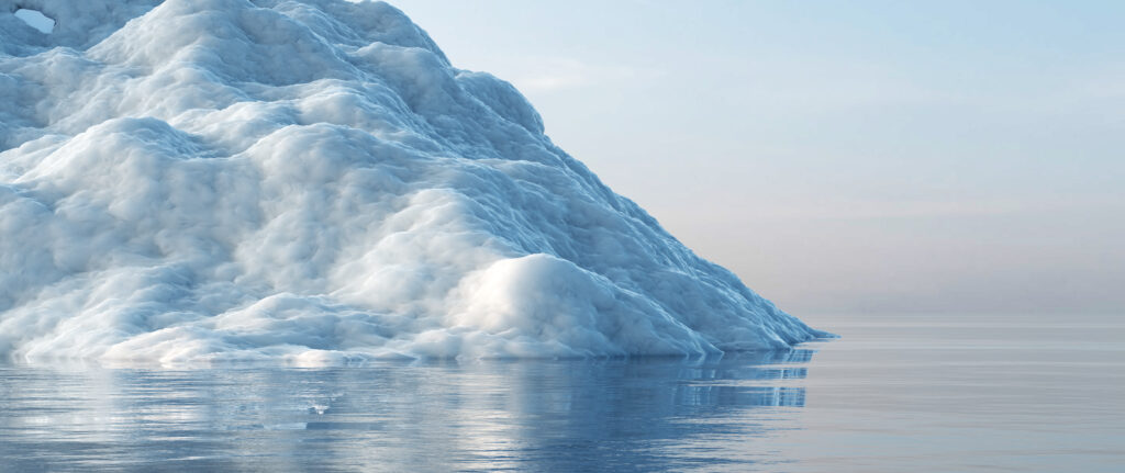 Schmelzender Eisberg im Ozean