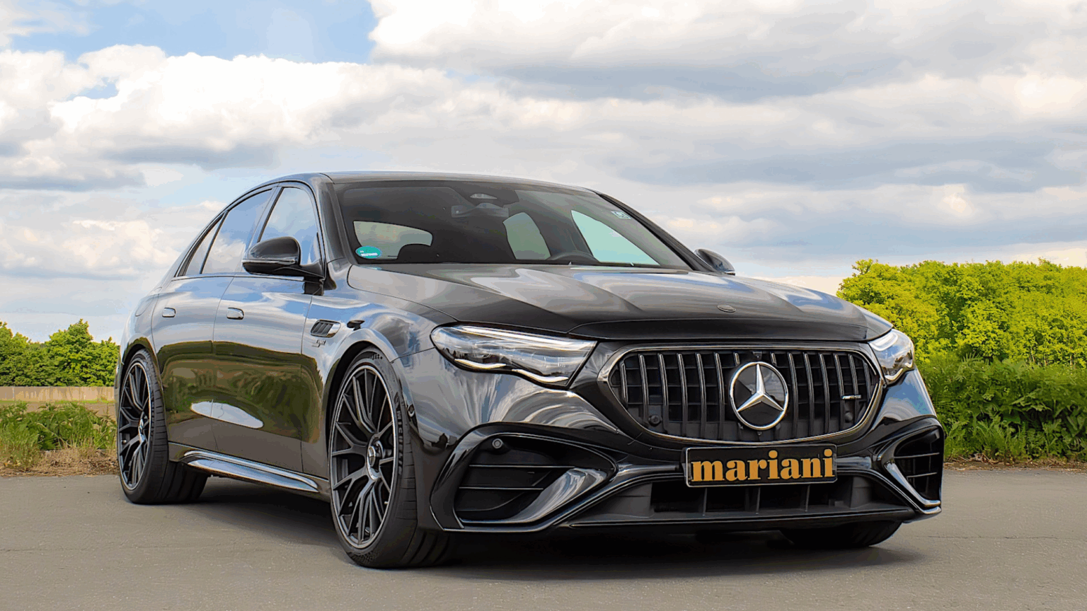 Mercedes E-Klasse W214 Tuning: Leistungssteigerung, Felgen, Auspuff & Fahrwerk von mariani Car-Styling.
