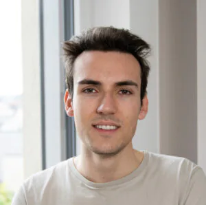 Die MY Projektentwicklungs GmbH saniert Altbauten mit Baumeister-Expertise und schafft wertbeständige Immobilien ohne finanzielles Risiko.